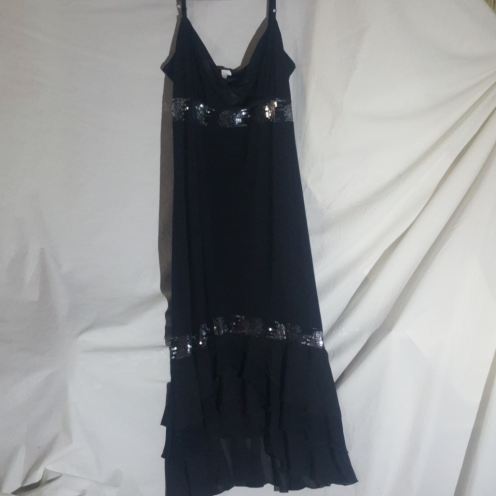 Andrea Quinn Black/Silver Accent Evening Gown M